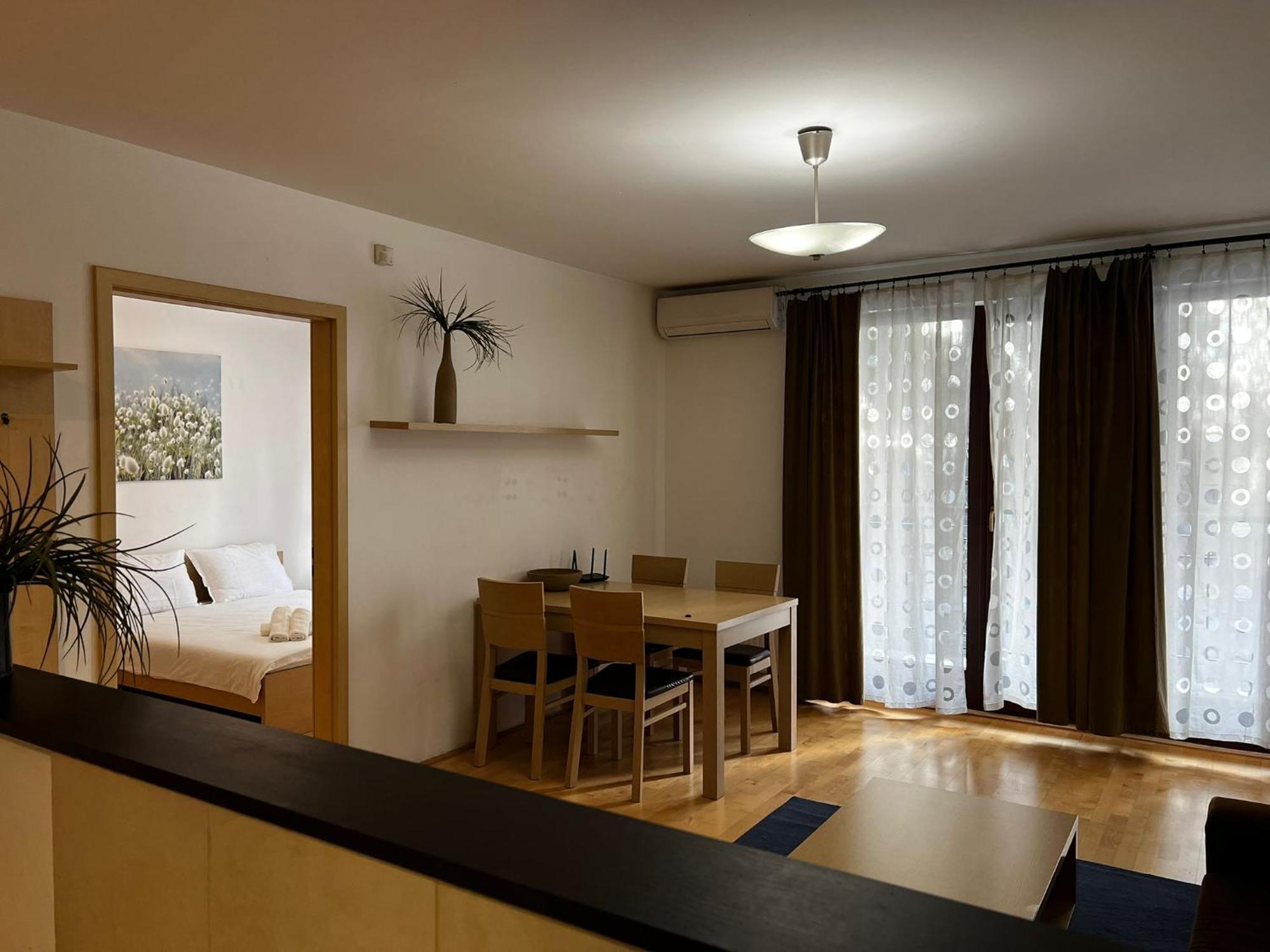 Bphomes Boedapest Buitenkant foto