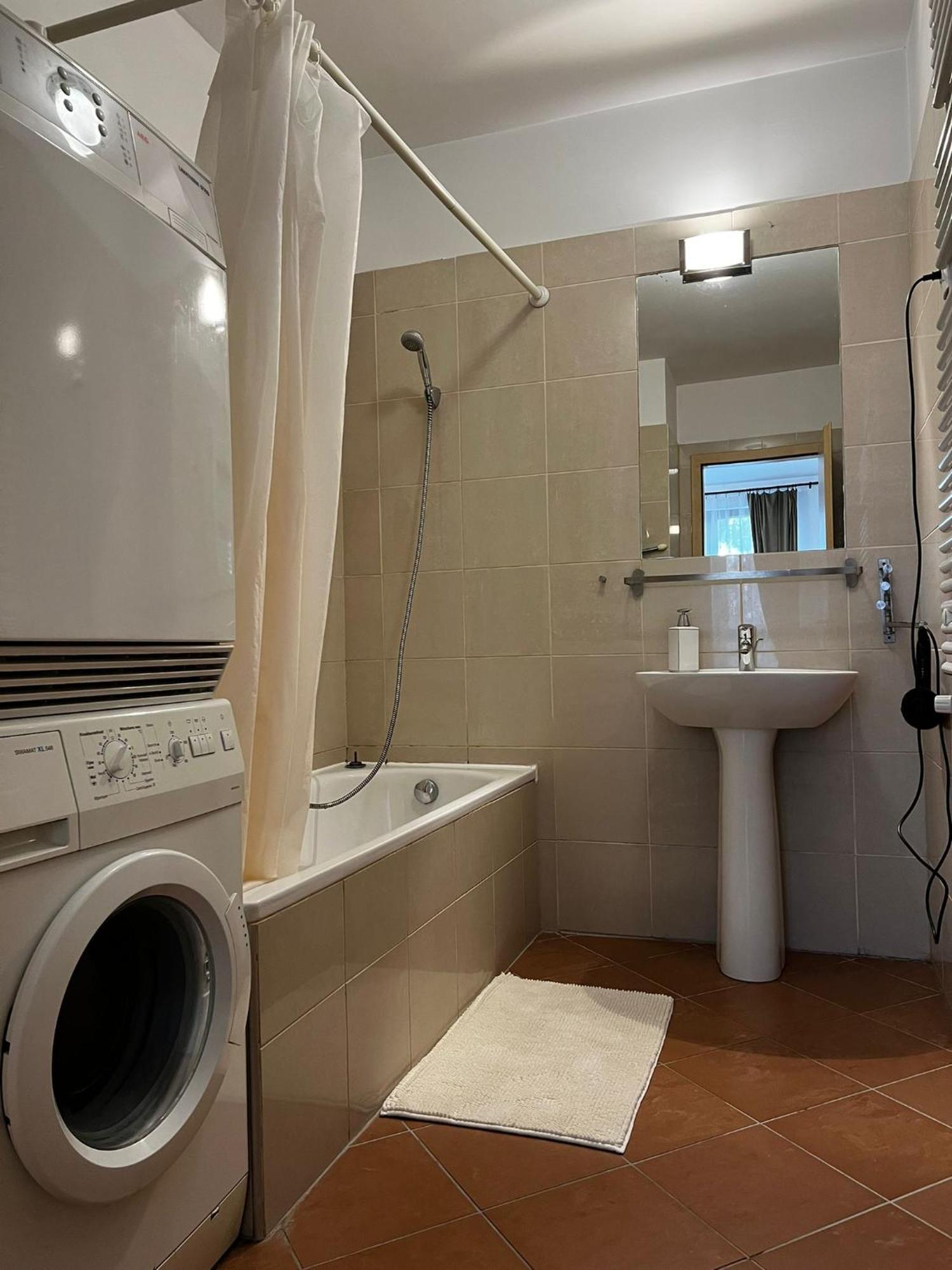 Bphomes Boedapest Buitenkant foto